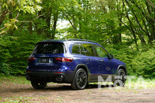 メルセデス・ベンツ 新型GLB 250 4MATIC