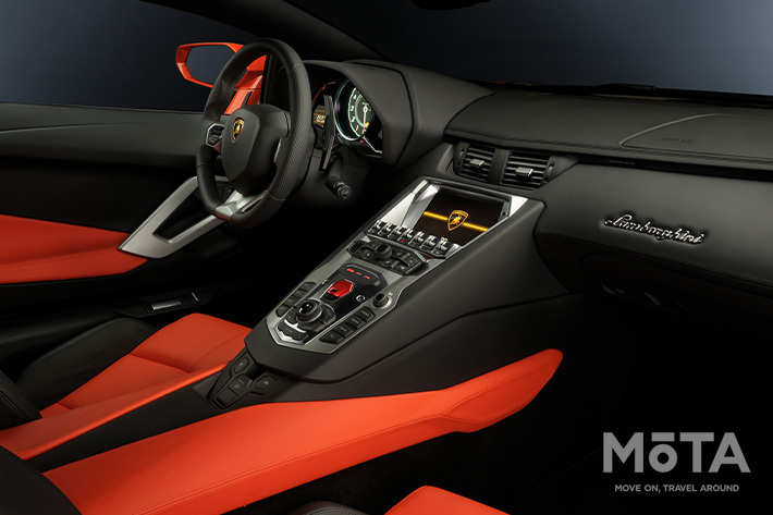 ランボルギーニ アヴェンタドール