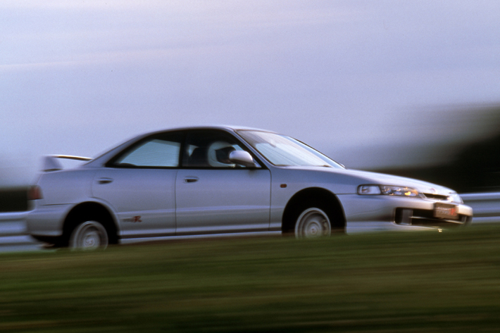 頭文字dクルマ紹介 Ek9やインテrなど あえてabsをキャンセルする掟 を持った 東堂塾 の愛車達 2 2 コラム Mota