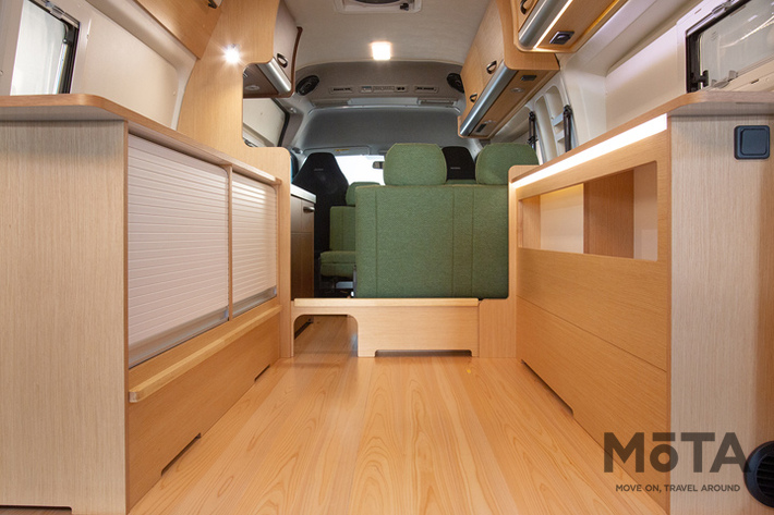 コンパクトながら機能的で、モダンな雰囲気をお部屋にプラス エムサイン【公式】 | お部屋のコンセントコードがごちゃごちゃ