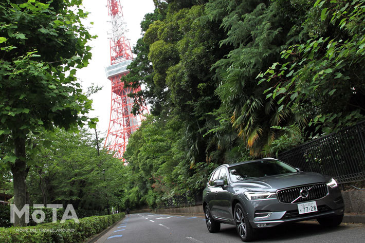 ボルボ XC60 B5 AWD Inscription[48Vハイブリッド]