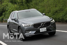 ボルボ XC60 B5 AWD Inscription[48Vハイブリッド]