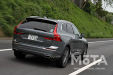 ボルボ XC60 B5 AWD Inscription[48Vハイブリッド]