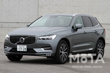 ボルボ XC60 B5 AWD Inscription[48Vハイブリッド]