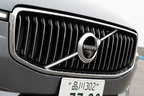 ボルボ XC60 B5 AWD Inscription[48Vハイブリッド]