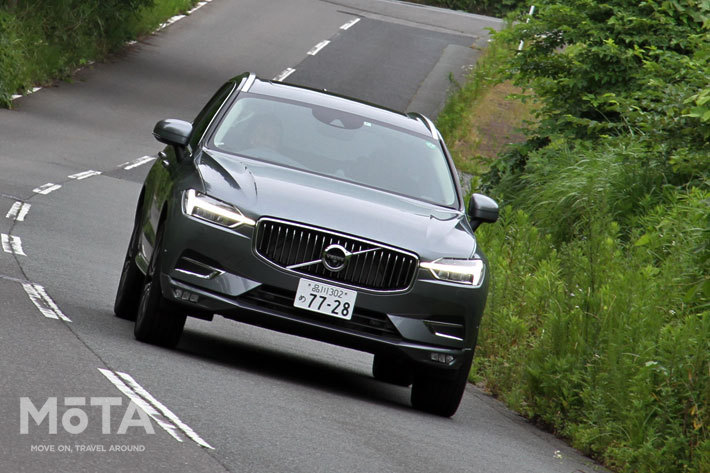 ボルボ XC60 B5 AWD Inscription[48Vハイブリッド]