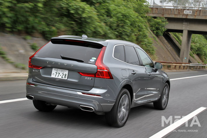 ボルボ XC60 B5 AWD Inscription[48Vハイブリッド]