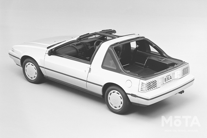 変幻自在なボディが斬新！日産のコンパクトスペシャリティモデル