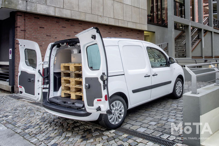 メルセデス・ベンツ シタン(Mercedes-Benz Citan)[ルノー カングー OEM車]