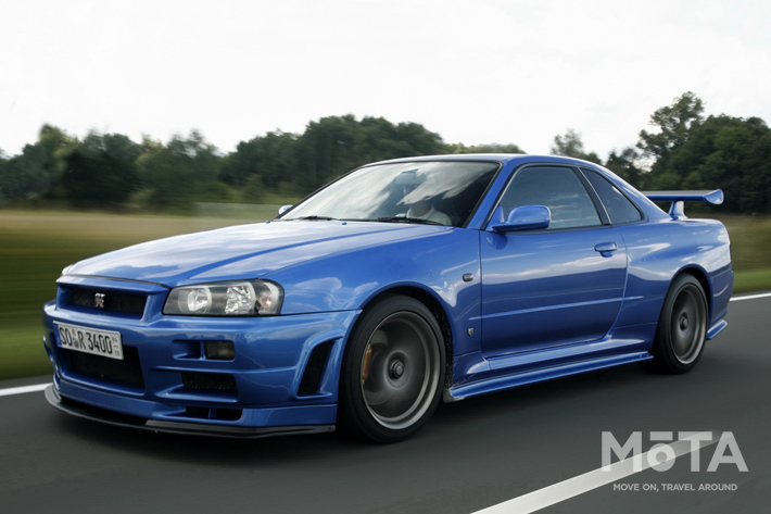 R34型スカイラインGT-R