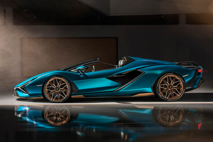 限定19台は既に完売 819馬力のv12ハイブリッド搭載 ランボルギーニ シアン ロードスター 業界先取り 業界ニュース 自動車ニュース21国産車 から輸入車まで Mota 限定19台は既に完売 819馬力のv12ハイブリッド搭載 ランボルギーニ シアン ロードスター 業界先取り 業界ニュース 自動車ニュース21国産車 から輸入車まで Mota