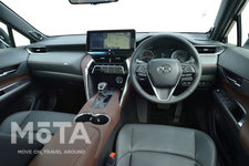 トヨタ 新型ハリアー Z “Leather Package”(ガソリン・4WD)[内装色：ブラウン(ファブリック+合成皮革)]