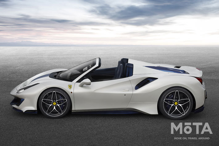 フェラーリ 488 Pista Spider