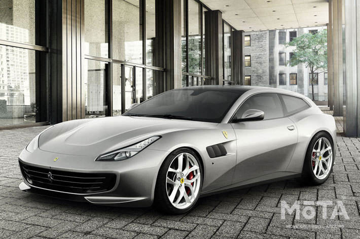 フェラーリ GTC LUSSO