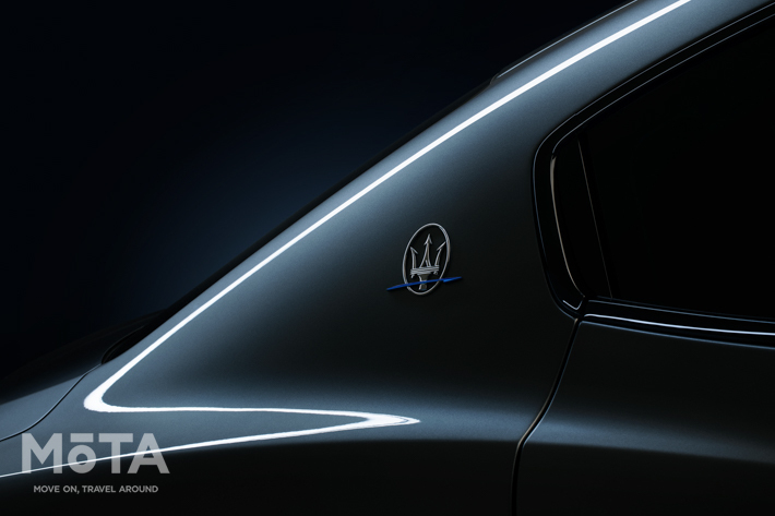 マセラティ ギブリ ハイブリッド