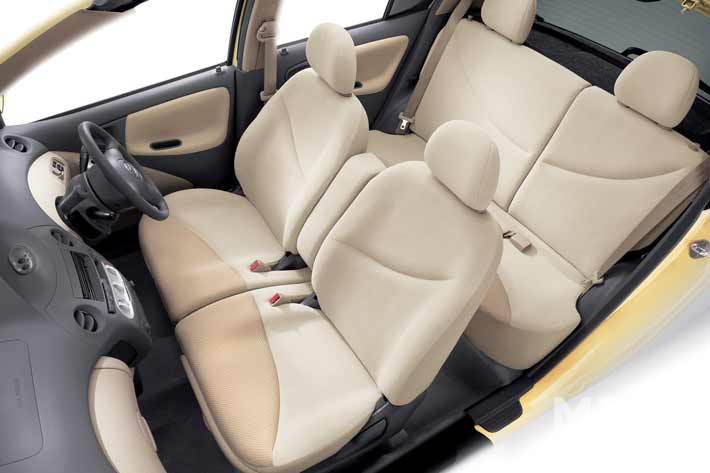 トヨタ 初代ヴィッツ