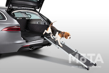 ジャガー XF SPORTBRAKE（スポーツブレイク）