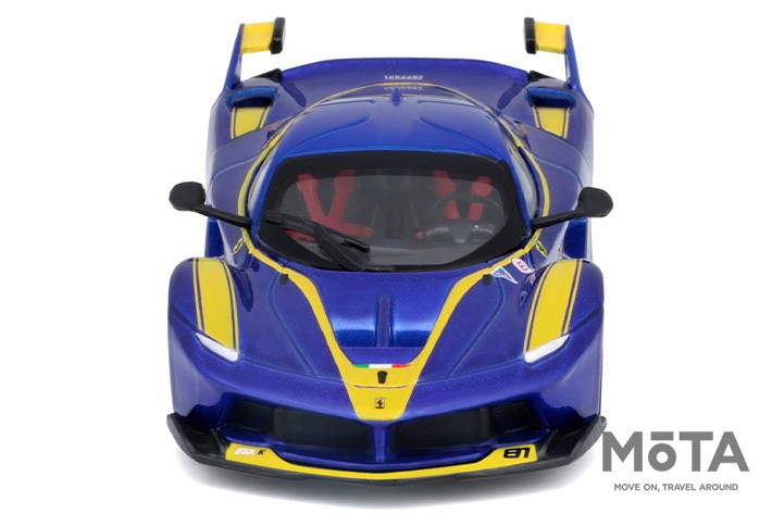 トミカプレゼンツ ブラーゴ