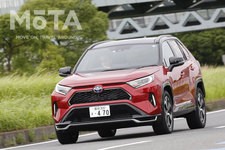 トヨタ 新型 RAV4 PHV BLACK TONE[E-Four(4WD)／ボディカラー：アティチュードブラックマイカ×エモーショナルレッドII]