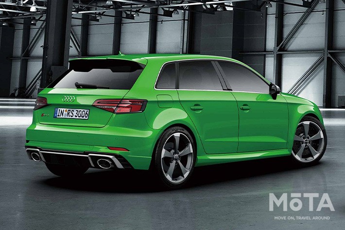 アウディ RS 3 スポーツバック