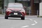 トヨタ 新型ハリアー G(ハイブリッド・E-Four)[ボディカラー：センシュアルレッドマイカ]