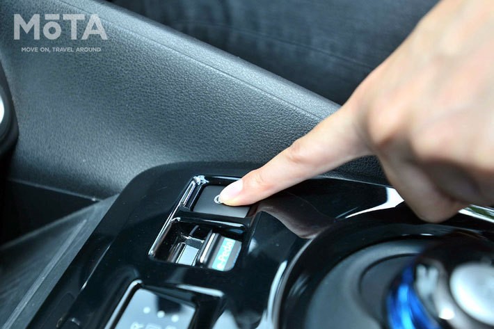 プロパイロットパーキングのスイッチはシフトの前