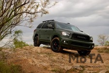 トヨタ セコイア TRD PRO