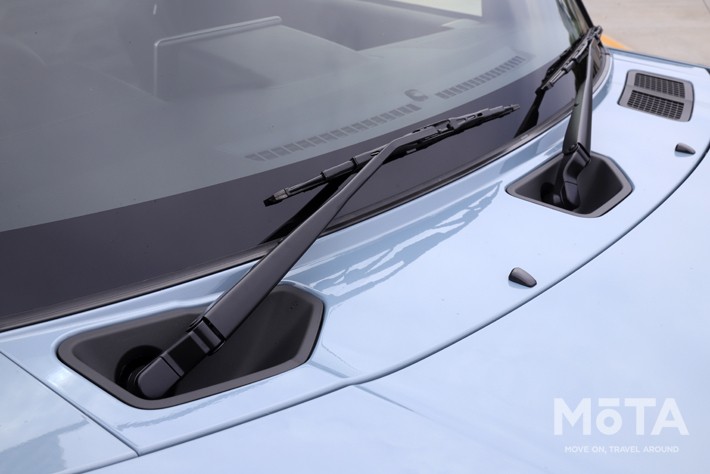 ダイハツ タフト レイクブルーメタリック