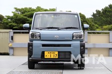 ダイハツ タフト レイクブルーメタリック