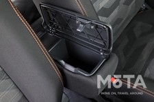 ダイハツ タフト レイクブルーメタリック