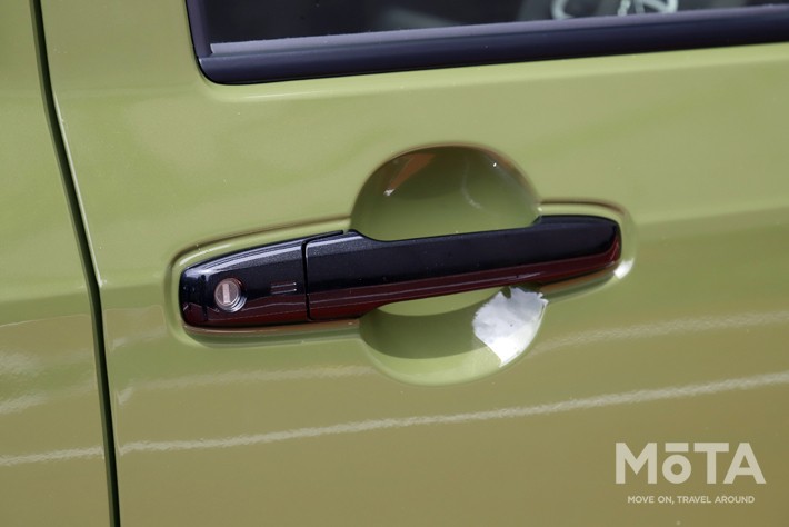 ダイハツ タフト フォレストカーキメタリック