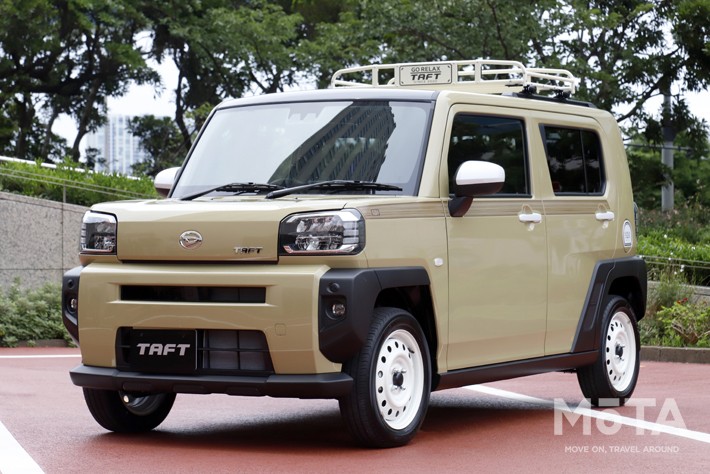 サンドベージュ