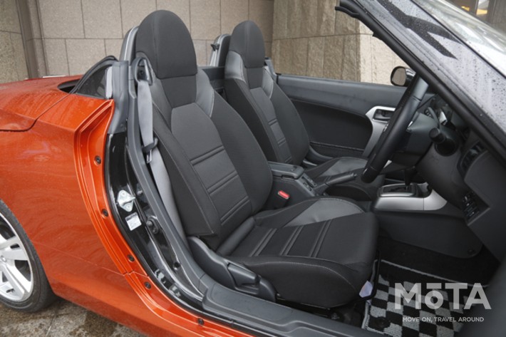 ダイハツ コペン ローブ