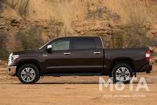 トヨタ タンドラ（北米仕様）