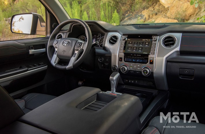 トヨタ タンドラ TRD Pro Army Green（北米仕様）