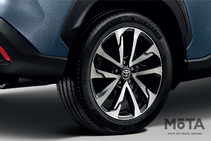 トヨタ カローラクロス[タイ仕様]