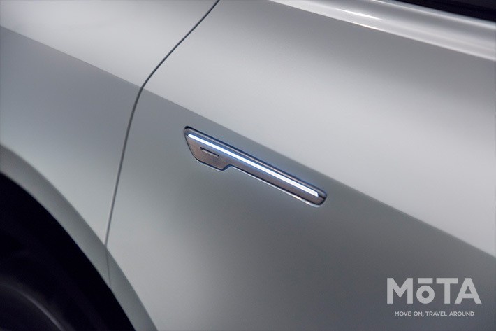 キャデラック 新型リリック