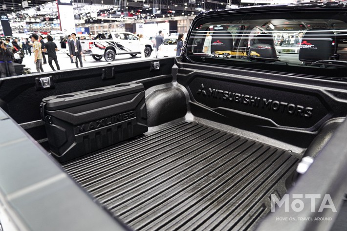 三菱 トライトン（海外仕様モデル）