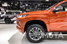 三菱 トライトン（海外仕様モデル）