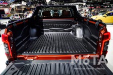 三菱 トライトン（海外仕様モデル）