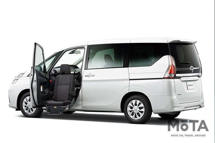 日産 セレナ 助手席スライドアップシート