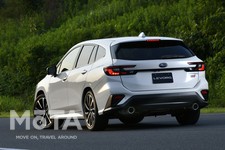 スバル 新型レヴォーグ STI Sport EX(プロトタイプ)