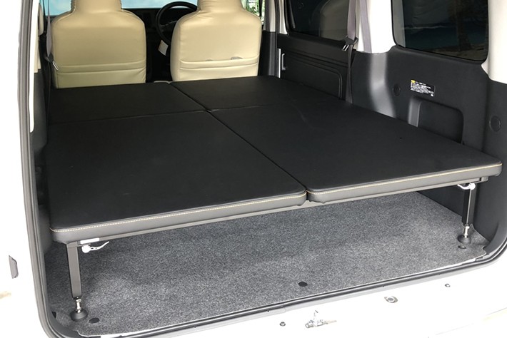 ハイゼット カーゴとハイゼット デッキバンをアゲ系カスタムで楽しむコンプリートカー J Tanto サムライシリーズ Vol 2 画像ギャラリー No 15 車のパーツ カー用品などオススメの車カスタム情報をご紹介 22年最新 自動車カスタム パーツ解説記事 レポート