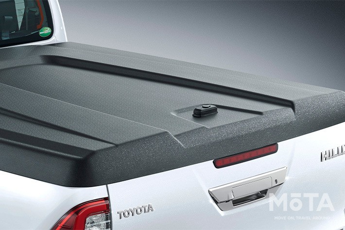 トヨタ 新型ハイラックス GRパーツ