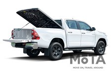 トヨタ 新型ハイラックス GRパーツ