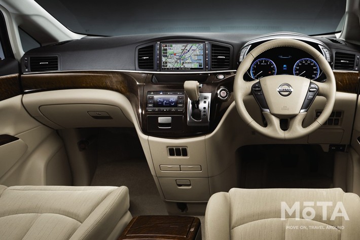 日産 2代目エルグランド