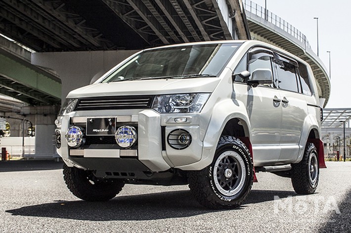 デリカD:5装着イメージ