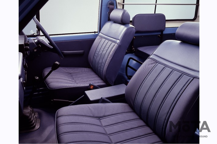 日産 サファリ(160型)　H/T High Roof DX(1980年)