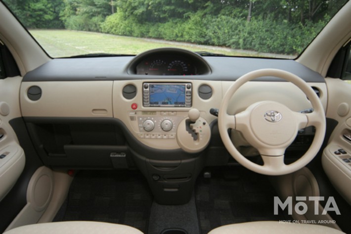 トヨタ 初代シエンタ