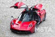 パガーニ ウアイラ